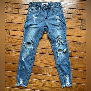 KANCAN HIGH RISE DISTRESSED SKINNY JEANS MEDIUM WASH SIZE 5/26